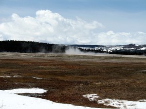 DCS00138 061 First glimpse of a steamy hot spring.